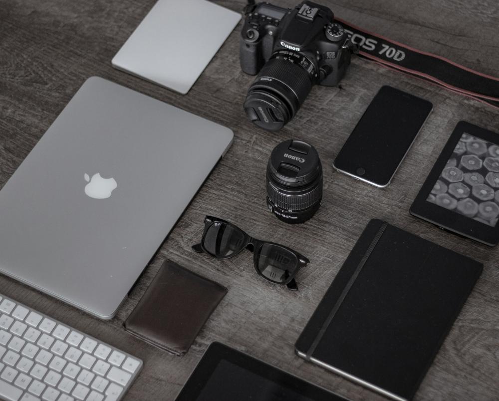 Electronics & Accessories